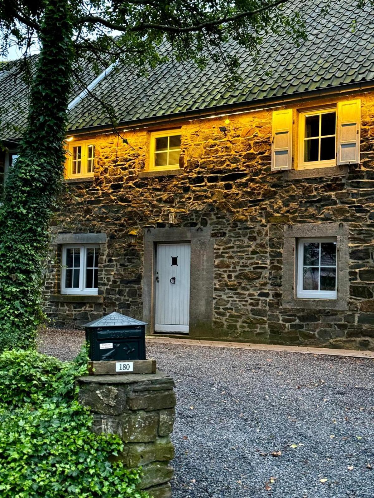 Gite Ardennes Au Coin Du Feu Jacuzzi Sauna Et Nature 잘헤이 외부 사진